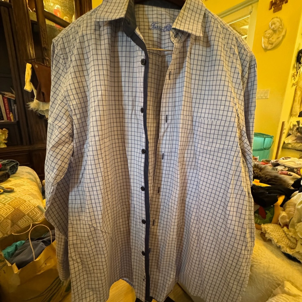 Tasso Elba men’s med Blue and White Checkered Button-Up Shirt new